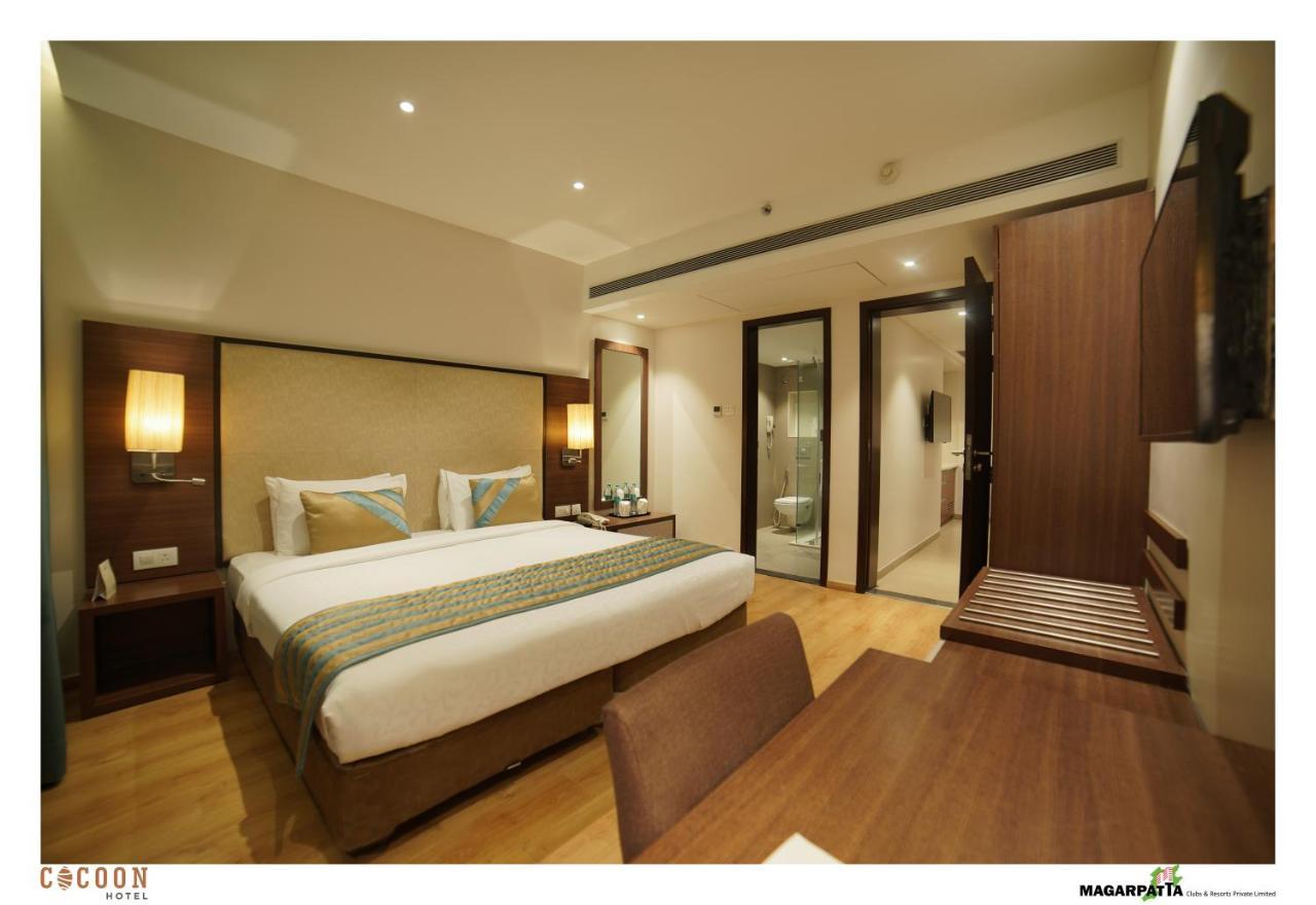 Cocoon Hotel Pune Exteriör bild
