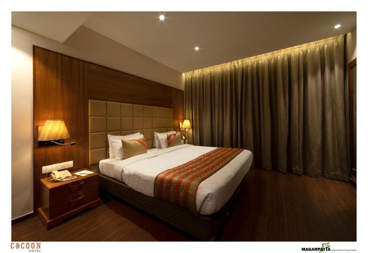 Cocoon Hotel Pune Exteriör bild